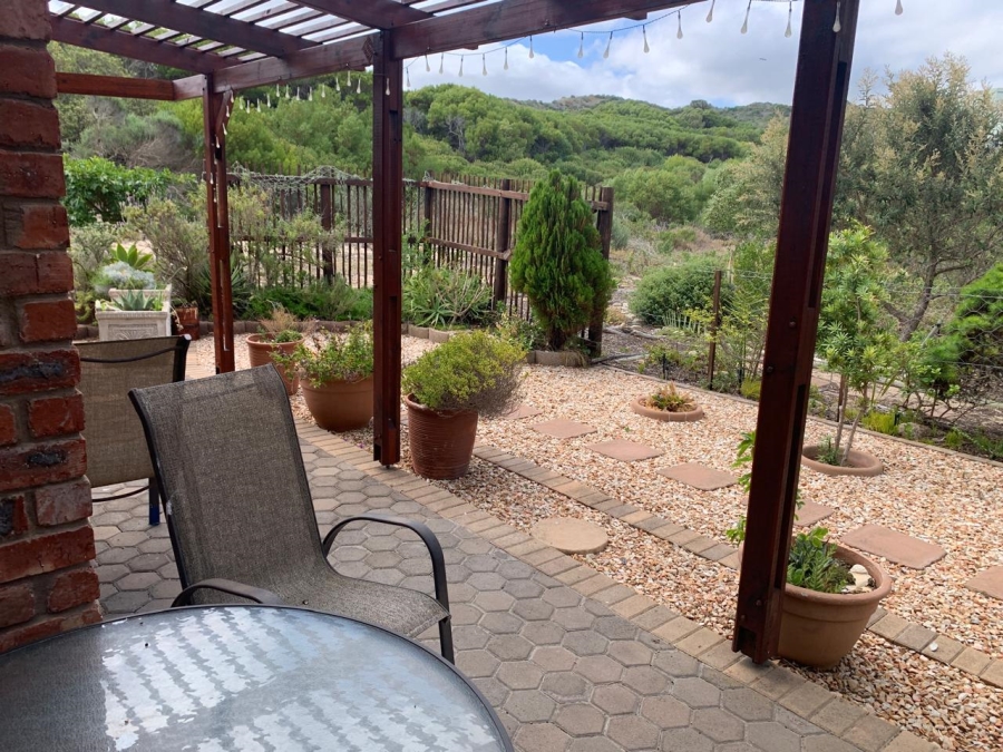 4 Bedroom Property for Sale in Stilbaai Oos Western Cape